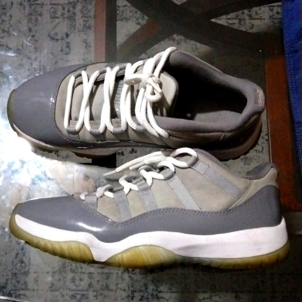 Cool gray Jordan 11 OG version